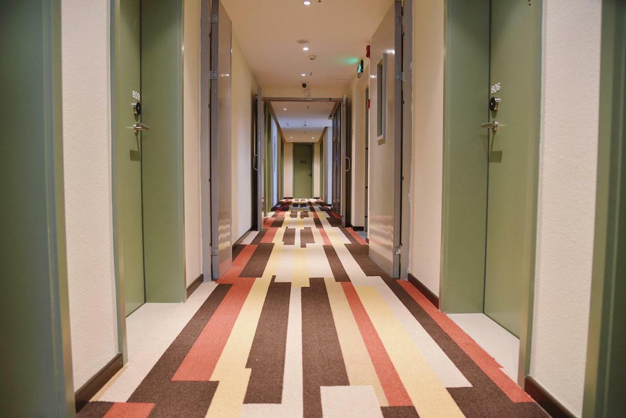 Ibis Hotel Gunung Emei Bagian luar foto